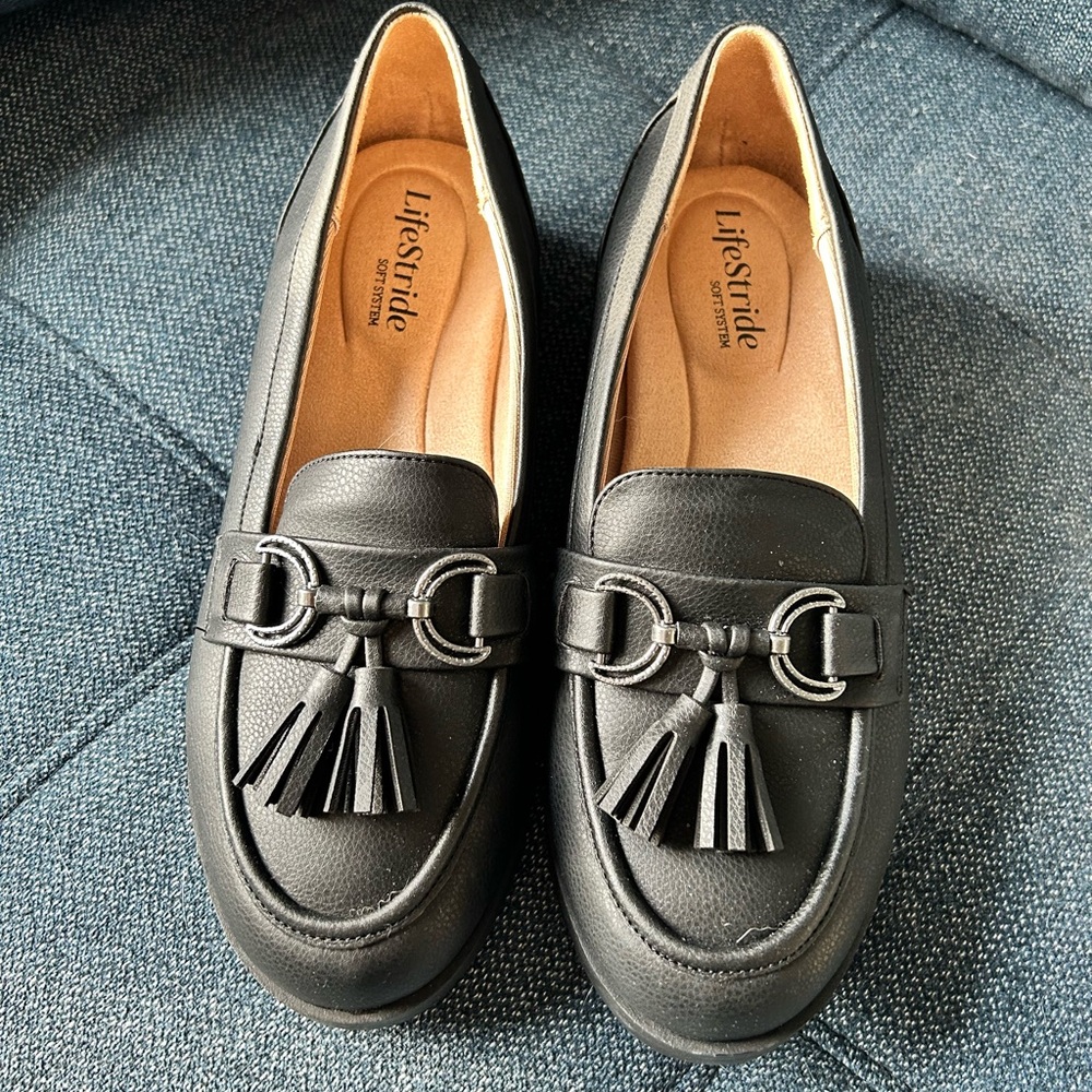 Life Stride Black Tassel Loafers